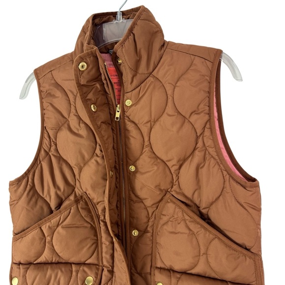 J. Crew Women's Quilted Excursion Puffer Vest in Dark Nutmeg Size S - Picture 11 of 14